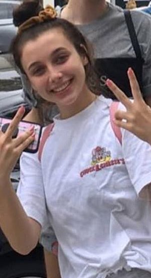 emilysteenn's tweet photo. happy fathers day💓⁦@emmachambie⁩ https://t.co/vUcxSaLhpJ
