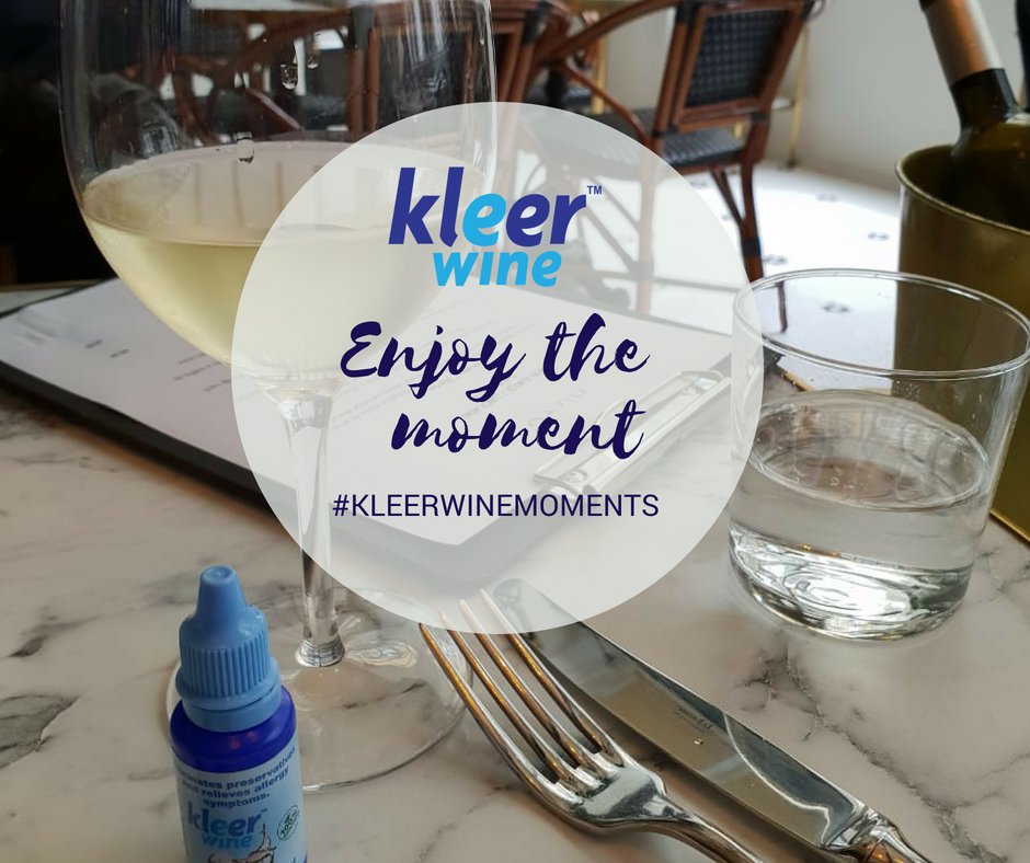 KleerWine's tweet photo. The best wines are the ones we drink with friends! #kleerwinemoments #Wine #WineTime #WineClub #BookClub #WineTasting #WineDrops #Allergies #Headache https://t.co/48TPjer9it