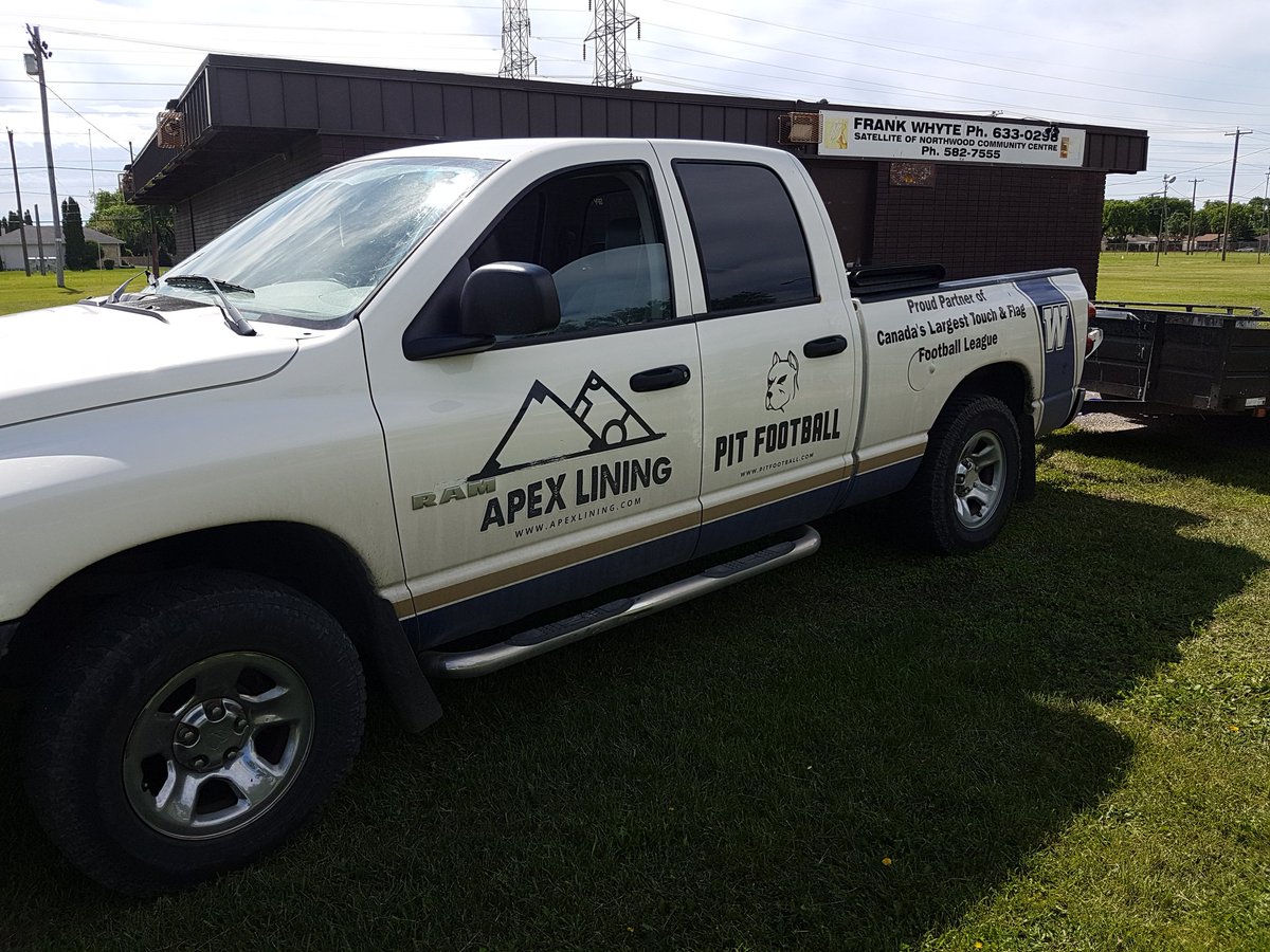 PITFOOTBALL's tweet photo. Frank Whyte was lined by @ApexLining this weekend.  Impeccable job as always.
#TheBest #OnlyInThePIT https://t.co/TQ9jWcvcNE