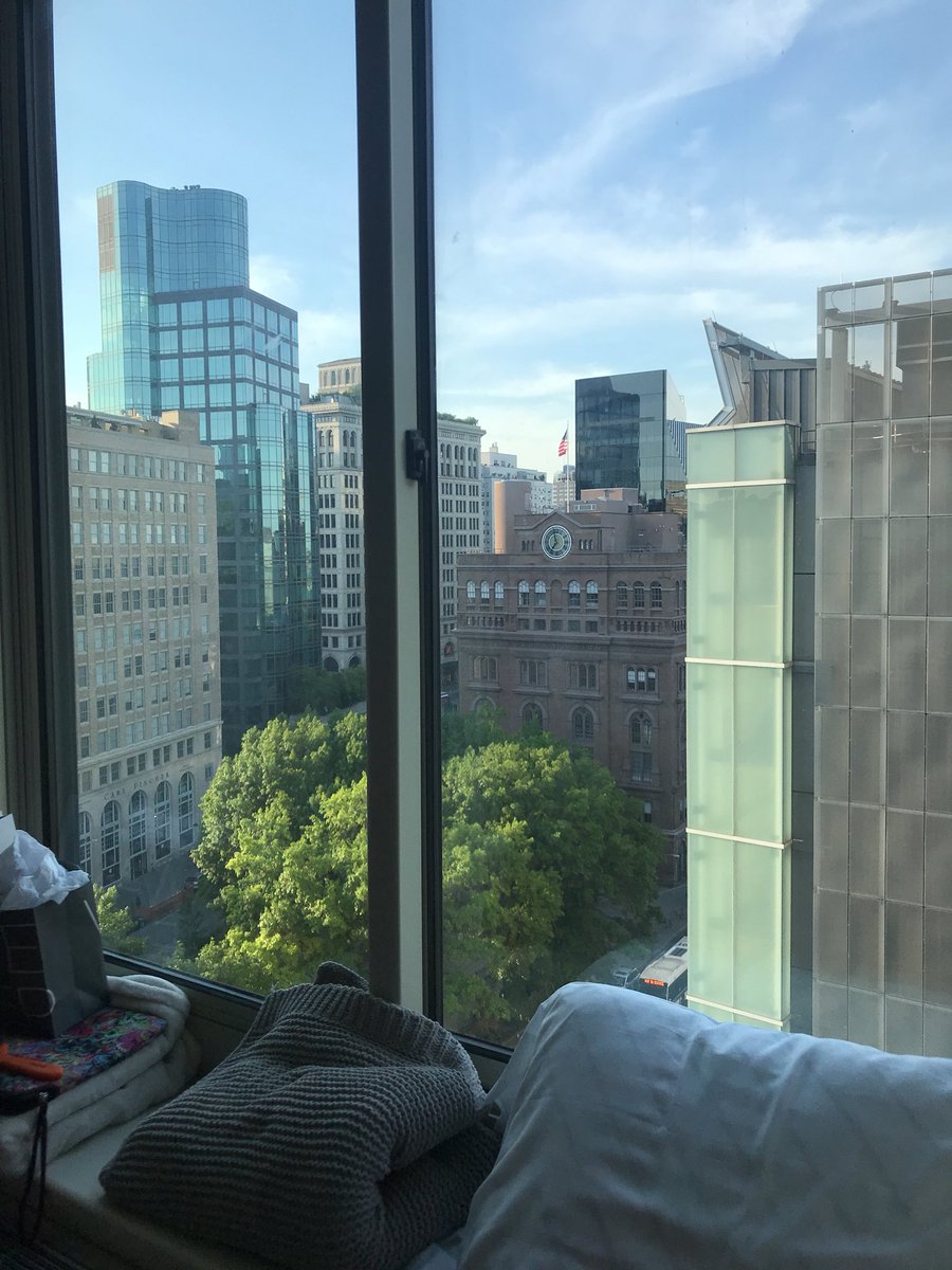 jroe2630's tweet photo. I love the view from my room at #ehscooper! One of my favorite things about living with @EHSNYC #studentlivingehs #ehssweeps https://t.co/XePCRVMvmn
