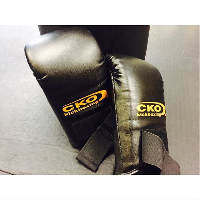 Clear eyes, full heart, almost lost my lunch but lived to tell the tale. That's the quote, right? #kickboxing #asskicked #jabcross #hookhook