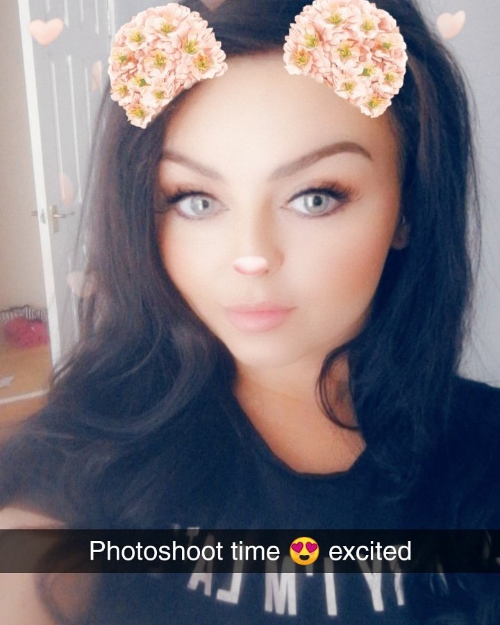 Andreahall122's tweet photo. Photoshoot 💕 https://t.co/iytMuPNHeL