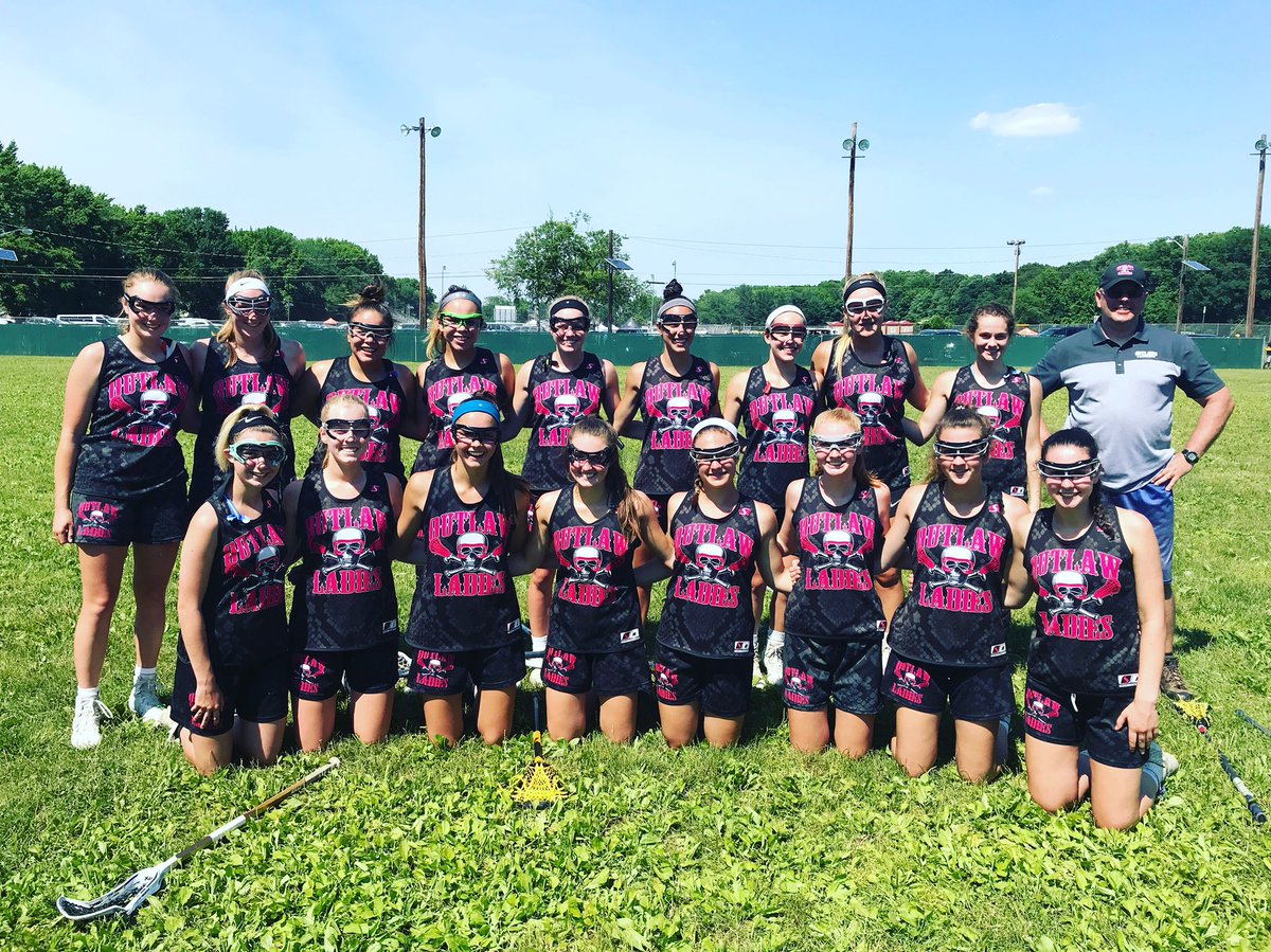 OutlawLadies's tweet photo. Awesome work at #nationaldraw The 19/20 team high powered offense moved the ball better than any other team in the tournament averaging 15 goals per game. While our tenacious defense allowed only 4 goals per game https://t.co/0LWkSFV3VX