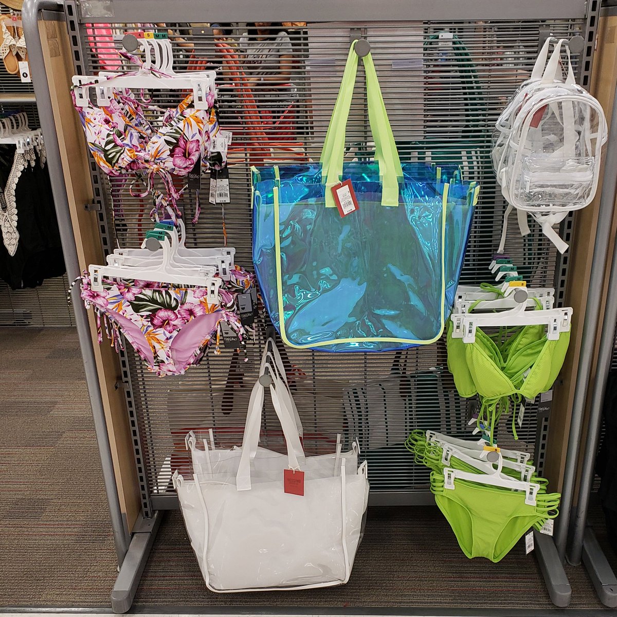 KMoAtTheHill's tweet photo. Summer, summer, suuuummmmmerntime.  Just sit back and unwind. 🎯🎯🎯 #1836 #reddotboutique  @Casandra1836 @NatalieTARGET @ConnieAtTheHill @dustydlongoria @mckinislache @livvy1229 https://t.co/9iiYeSshhS