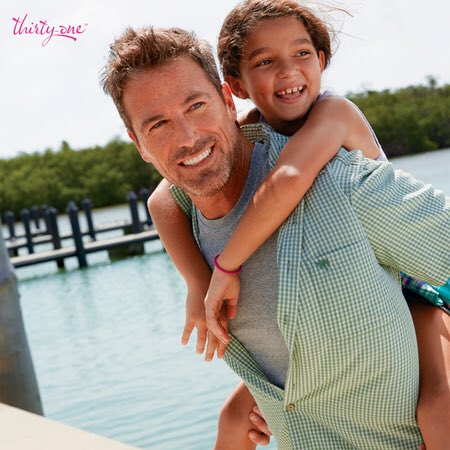 ThirtyOne's tweet image. To all the awesome dads out there: Happy Father’s Day! #FathersDay #ThirtyOne