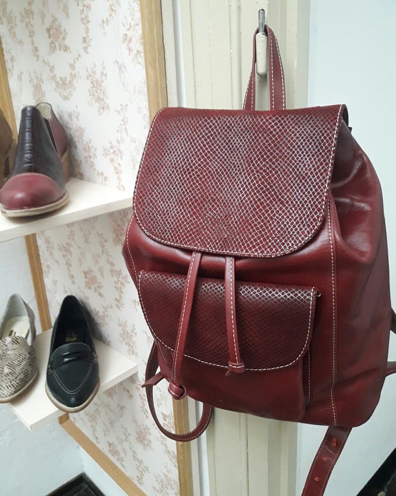 borges_erika's tweet photo. #dioslascriauy #Dioslascria #Mochilas #cuero #bordó #Forradas #ExcelenteCalidad #Bellas #Handmade #montevideo #Uruguay #pedilas #AgendaTuVisita https://t.co/iWBvfZpqfn