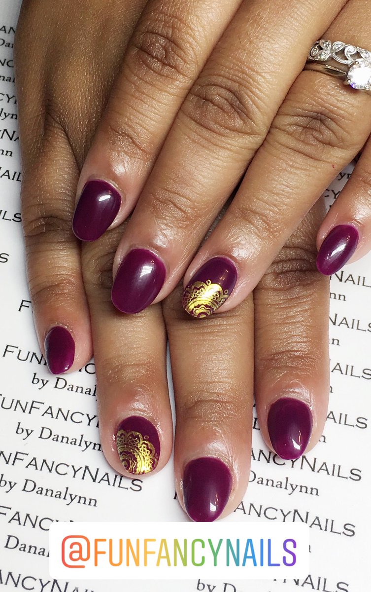FunFancyNails's tweet photo. #stamping #gelpolish #nailartist #funfancynails #athol https://t.co/vSHTdHHuxh