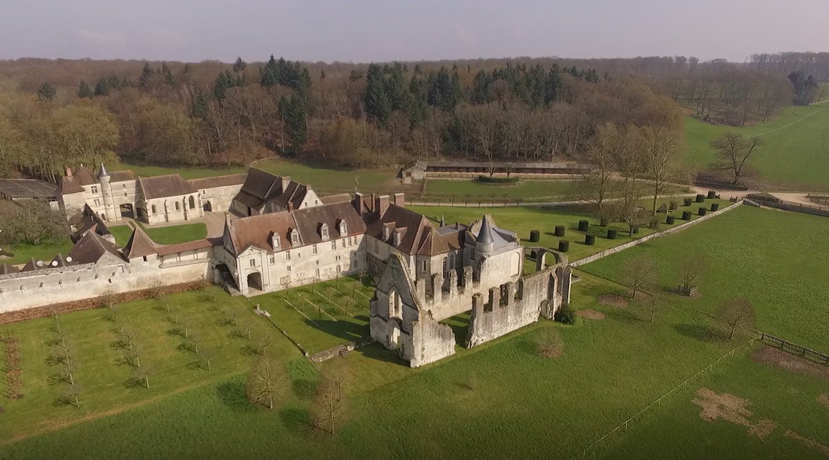 Bourgfontaine, the former stud of legendary trainer Francois Mathet and the nursery that raised Classic heroine Laurens, goes up for sale &gt;&gt;&gt; bit.ly/2JYj65e