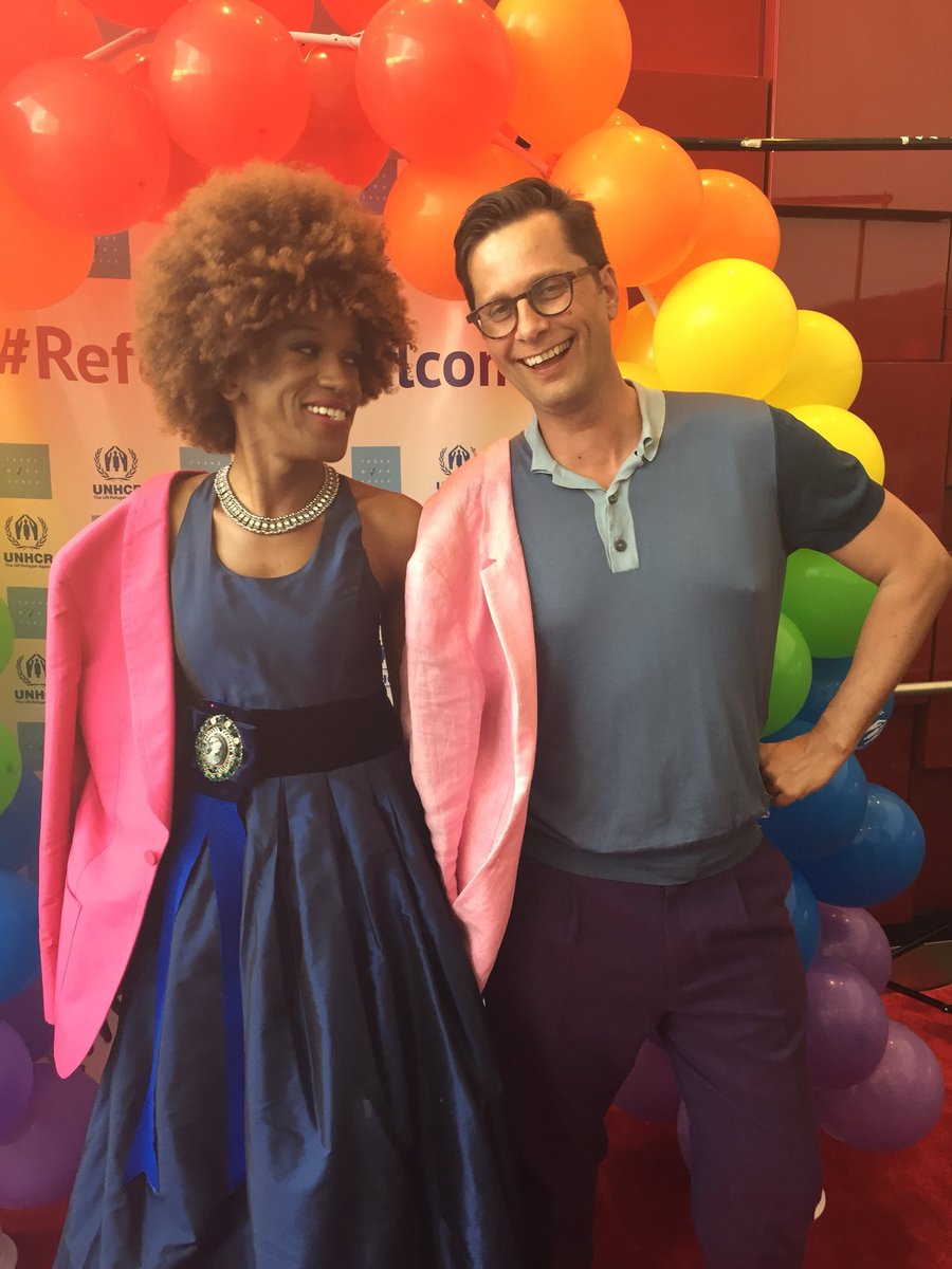 jnbeuze's tweet photo. .@bikodesigns gathered friends to tell the story of transgender refugees: safe, still facing discriminations at times but grateful for so many opportunities ahead of them in #Canada.

We stand with #LGBTQ #refugees &amp; @TransWorkforce 🌈

#Toronto #PrideMonth https://t.co/BoxUrBwqpa