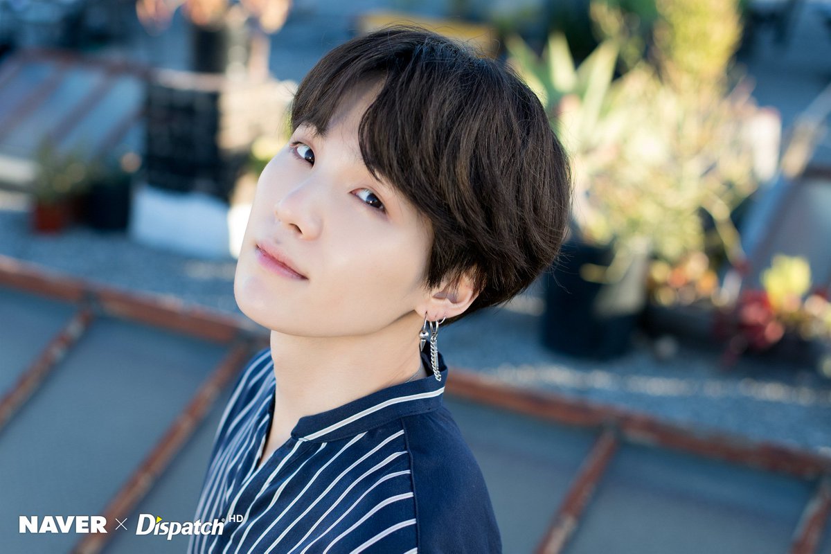 kpoppingcom's tweet photo. #BTS's Suga 5th anniversary photo shoot by Naver x Dispatch

🔗https://t.co/PI4FAAhWZ0 https://t.co/ahU8U4pP0g
