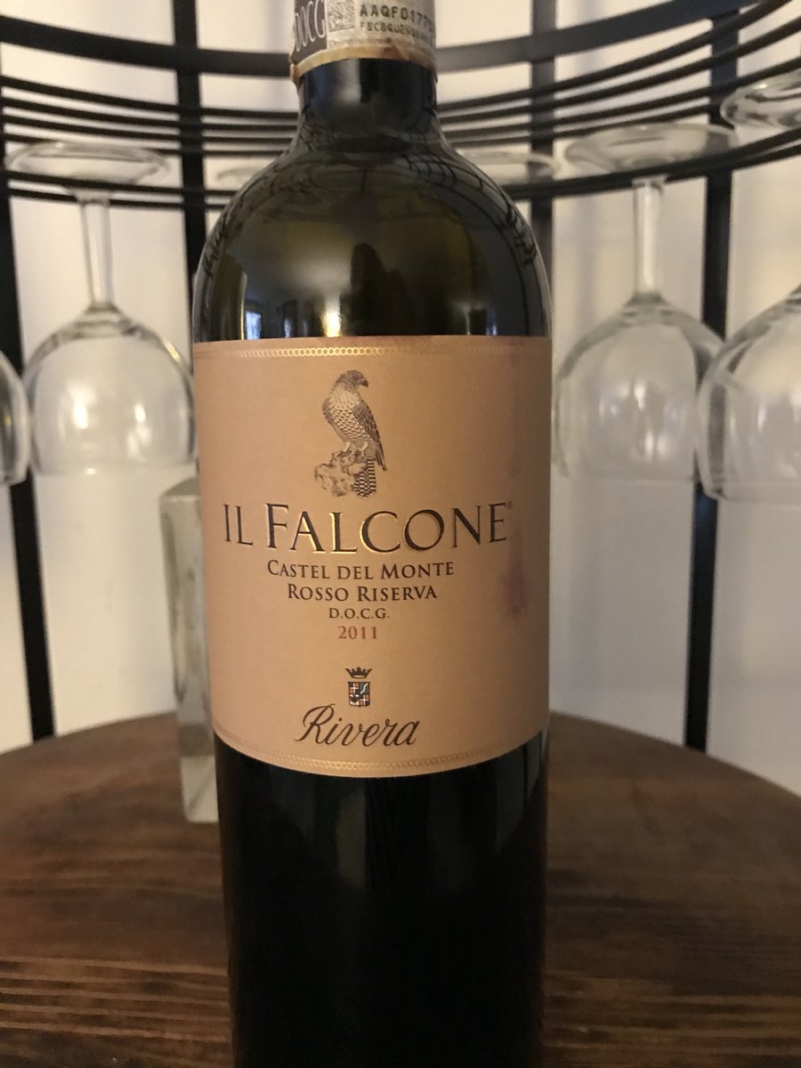labelonthefly's tweet photo. Need wine labels??? Visit https://t.co/ZSrpNCbJkR for quality labels shipped quickly #wine #winelabels #winery https://t.co/JxLVkDxFv3 https://t.co/aoqf1vrqXI