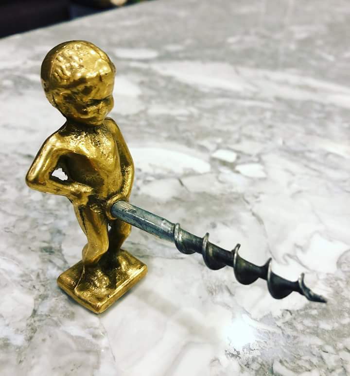 sommcare's tweet photo. Talking about crazy wine openers! Hahahaha #sommcare #sommlife #somm #wine #winekey #Tradethewinekey https://t.co/SYOEbcoxKC