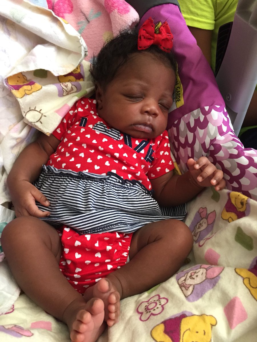 taraaa✨ tweet media