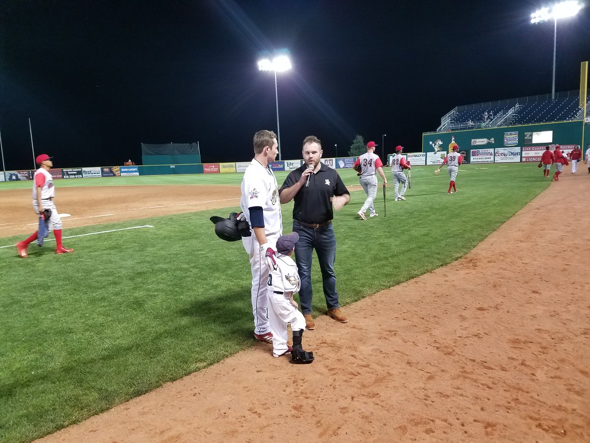 Big win last night in extra innings and again today. Now time to listen to the St Louis Cardinals. Go Spikes!!! Go Cardinals!!!