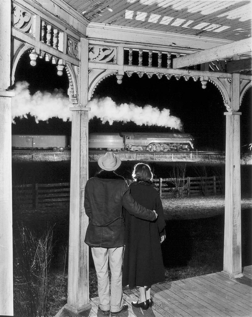 jatustein's tweet photo. O. Winston Link. Mr. and Mrs. Ben Pope watch the last steam powered passenger train. Max Meadows, Virginia. 1958
#OWinstonLink #passengertrain #MaxMeadows
#Virginia #1958s #50s #Photography #USA https://t.co/rieHGfL4DA