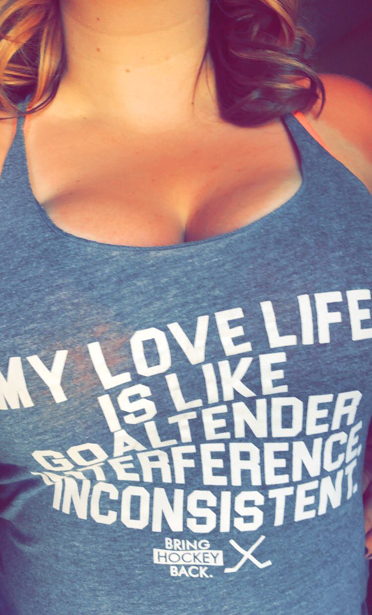 britteebeee's tweet photo. Went to the @EdmProspects game today, but still had to rep some @BringHockeyBack love 😘 #legit #mylovelife #goaltenderinterference #thesame #inconsistent #IsItOctoberYet #HockeyIsLife #Oilers #diehard https://t.co/LYyEzh7jqX