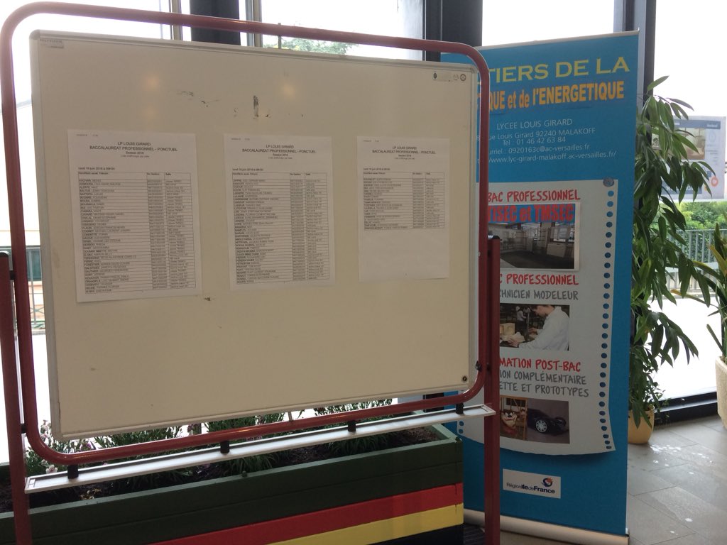 LP_Louis_GIRARD's tweet photo. #bac2018 : tout est prêt pour le début des épreuves !
Bon courage à tous les candidats. https://t.co/EmKAxMQJd5