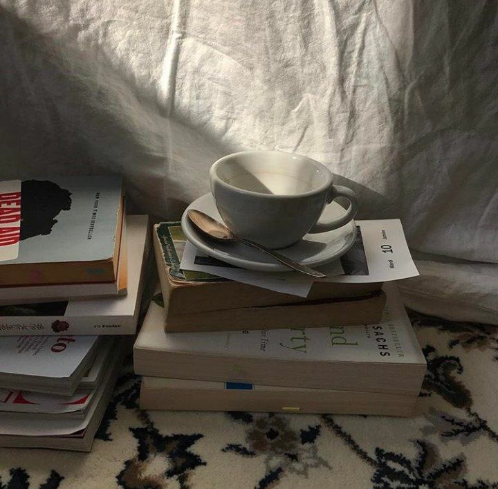 fynerng's tweet photo. [♡] my favorite vibes 🥛🥀 [/♡] https://t.co/LIvGxoVq25