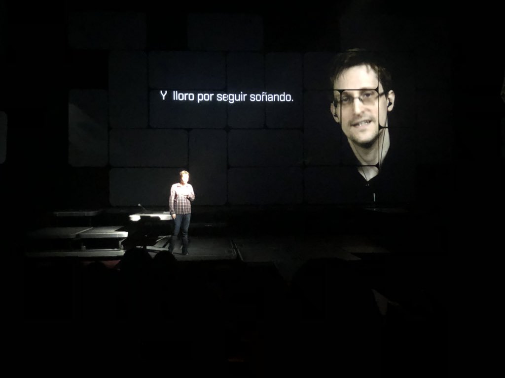AlfredoLecona's tweet photo. ¡Se acabó! 

Muchísimas felicidades a todxs lxs chingonxs que hicieron @privacidadmex 🍾👏🏼

Muchas gracias, @diegoluna_ por la solidaridad, por enunciar las causas y por todo. https://t.co/0CTkAjIgvM
