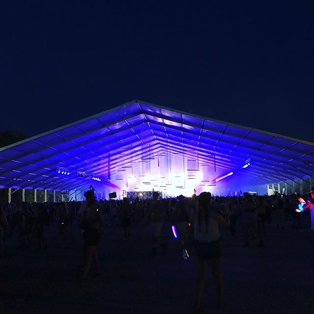 Yinali's tweet image. #whethan #fireflymusicfestival2018 ift.tt/2lgwx69