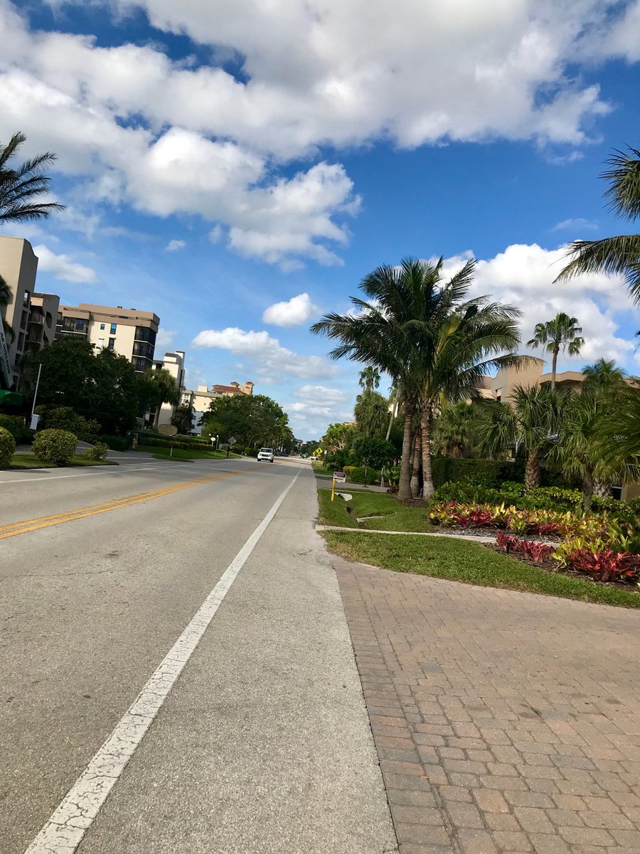 SamTravelGuide1's tweet photo. Have you seen my new blog? Check it out and let me know what you think! https://t.co/x4yvn8lvIF #MKT400UWL https://t.co/OfbG7Yx5xC