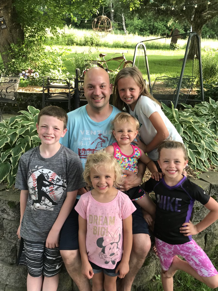 CJM7409's tweet photo. Happy Father’s day to the best dad! We love you so much!!! #daddyof5 @IsaacMatzek https://t.co/uk6F5DpRbl