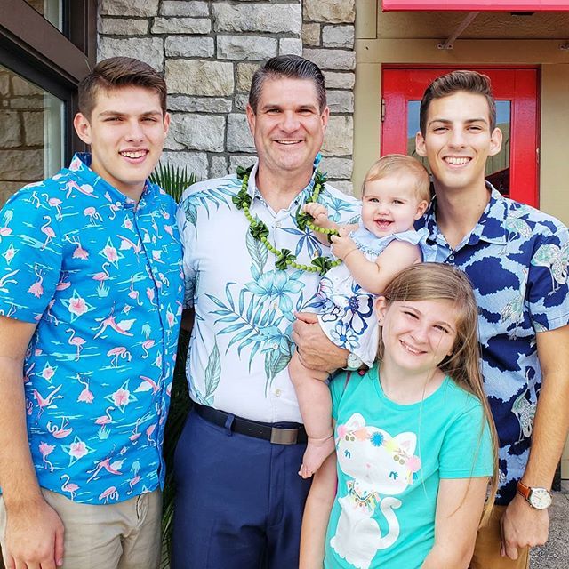 anthonymking's tweet photo. The two greatest joys of my life are being a husband and a father. I'm beyond blessed to have these four amazing gifts from God! God is SO good! https://t.co/K9xaPGTT9t #hnl https://t.co/tMtmZDeSRW