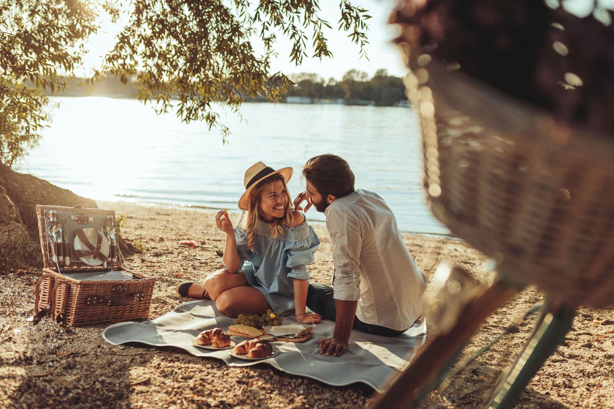 What are your plans for International #Picnic Day?
We have listed some prime places to have a picnic for free and all within 30 minutes or less from PARKROYAL Darling Harbour, #Sydney here: ow.ly/caH730knOUa