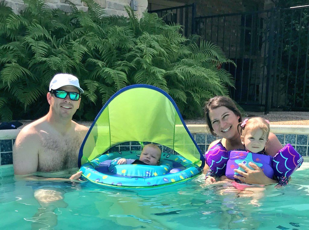 kbt_joy's tweet photo. โค๏ธ Happy Fatherโs Day, Chad! ๐#HaileyGrace #HunterAllen https://t.co/YdA4hp0SeM