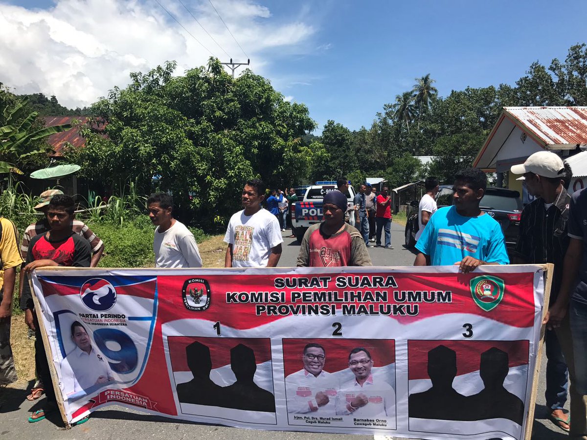 SeptianiShay1's tweet photo. #9HariMenujuPerubahanMaluku #CoblosNomor2 #MasBroVoorMaluku 

@HekaLeka
@kakehang
@FreeMaluku https://t.co/RRahhS2PXp