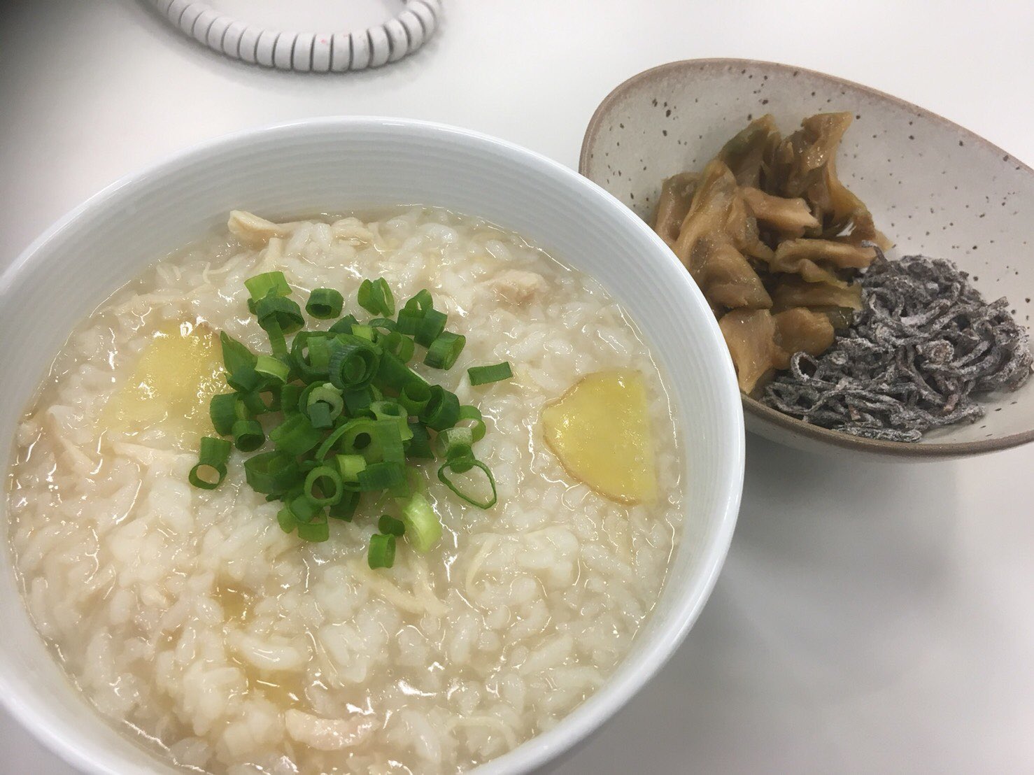 グルメ漫画 侠飯 公式 最終第 巻発売中 今週の 侠飯 は 柳刃流ホタテとササミの中華粥 が登場 体が芯から温まる 朝ごはんの新定番 缶詰で簡単ながらも 超本格的な旨さです 気温の下がる明日の朝ごはんは これに決まり 侠飯 グルメ漫画 侠飯 公式 最終第 巻発売中 今週の 侠飯 は 柳刃流ホタテとササミの中華粥 が登場 体が芯から温まる 朝ごはんの新定番 缶詰で簡単ながらも 超本格的な旨さです 気温の下がる明日の朝ごはんは これに決まり 侠飯