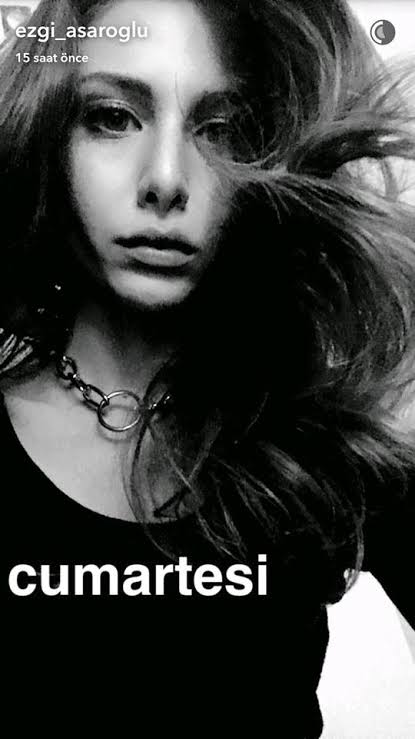 EzkerLovers's tweet photo. Hey my idol! Happy birthday! May your lucky stars continue to shine and make all of your dreams come true. Enjoy your day with all of the pleasures. @ezgi_asaroglu #happy31stybday 😘🙆 https://t.co/7YugDld4Mr