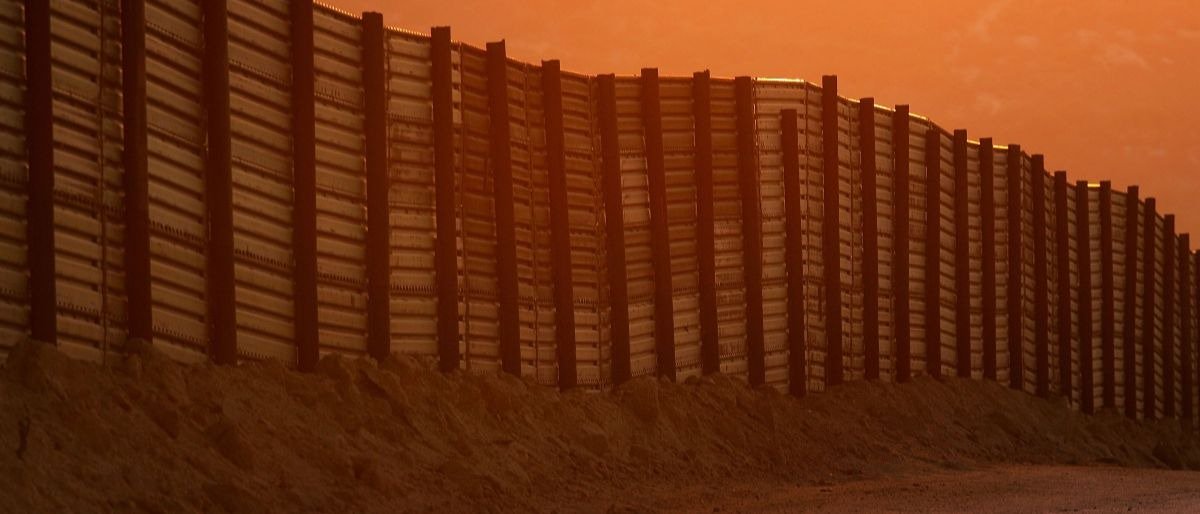 DailyCaller's tweet photo. Flashback: Obama HHS Placed Migrant Children Into Custody Of Human Traffickers https://t.co/HLcmyNUVsJ https://t.co/wDVzXXwqf7