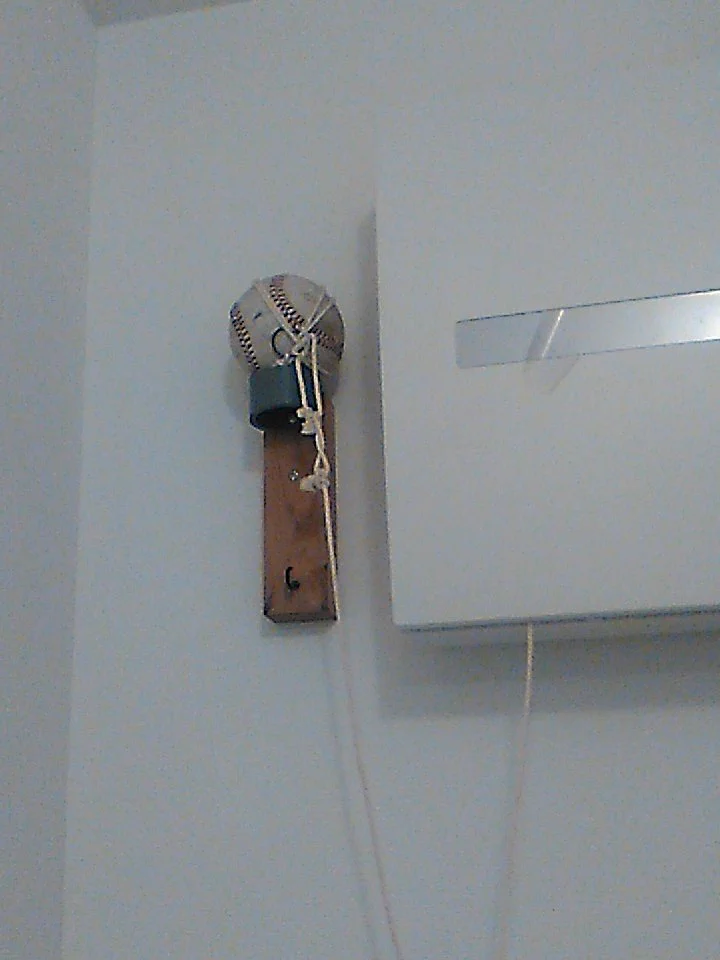 実家にある自作の全自動ブレイカー切断装置ｗ地震の際の通電火災対策！