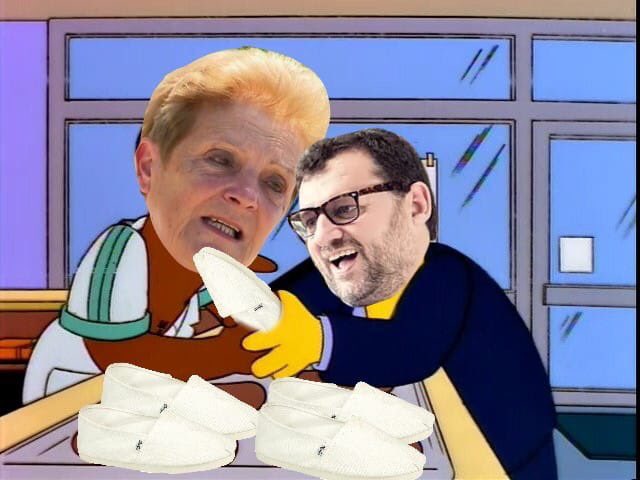 vladirmarnov's tweet image. #BakeOffArgentina *Cuando te enteras que no pasas a la final de bake off*
+¡YA NO QUIERO VIVIR!
-¡DAME ESA ALPARGATA!