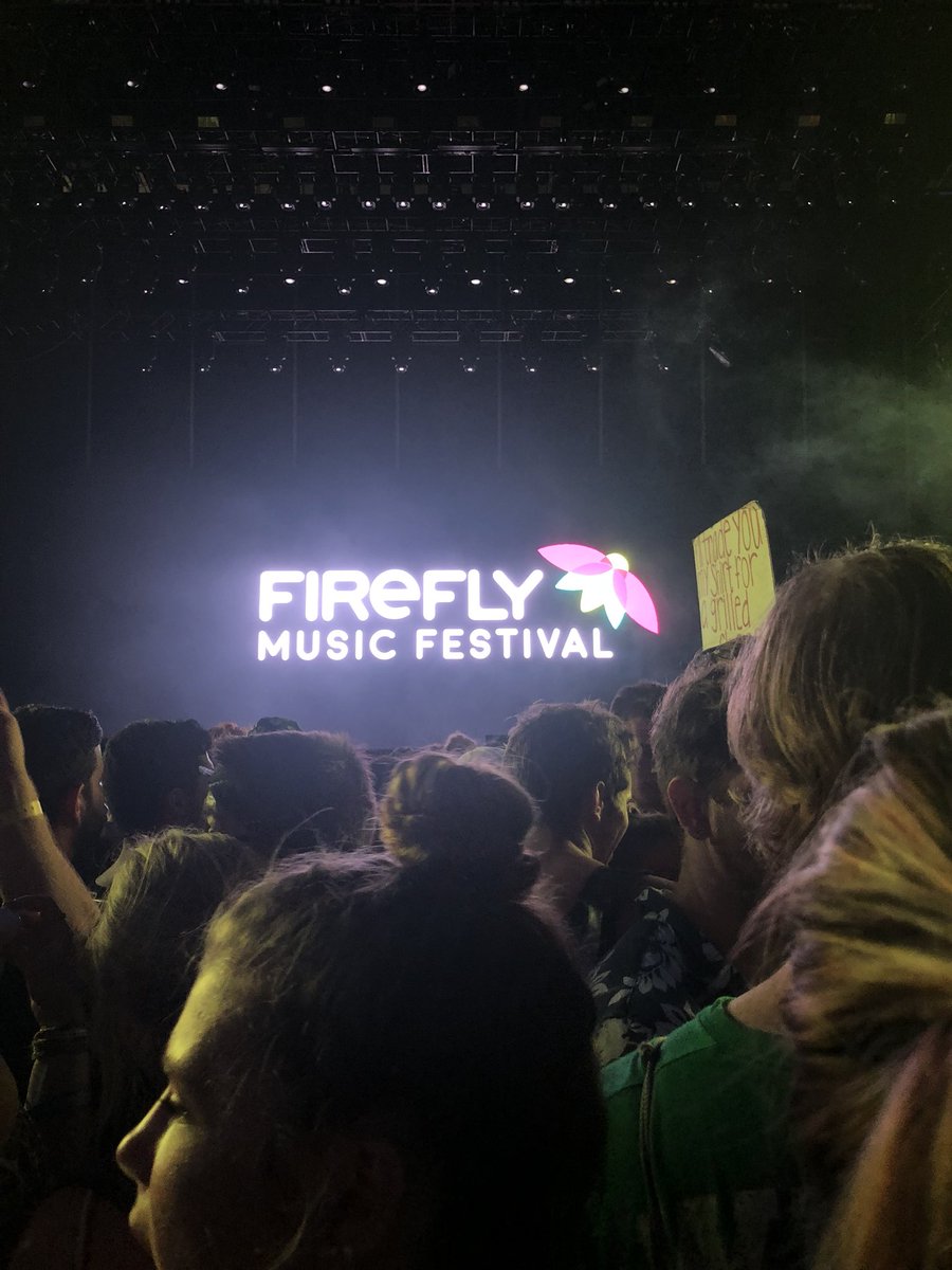 lizzie_unique's tweet image. Music + Great Friends = 1 Hell of a Weekend! Thanks #Firefly2018