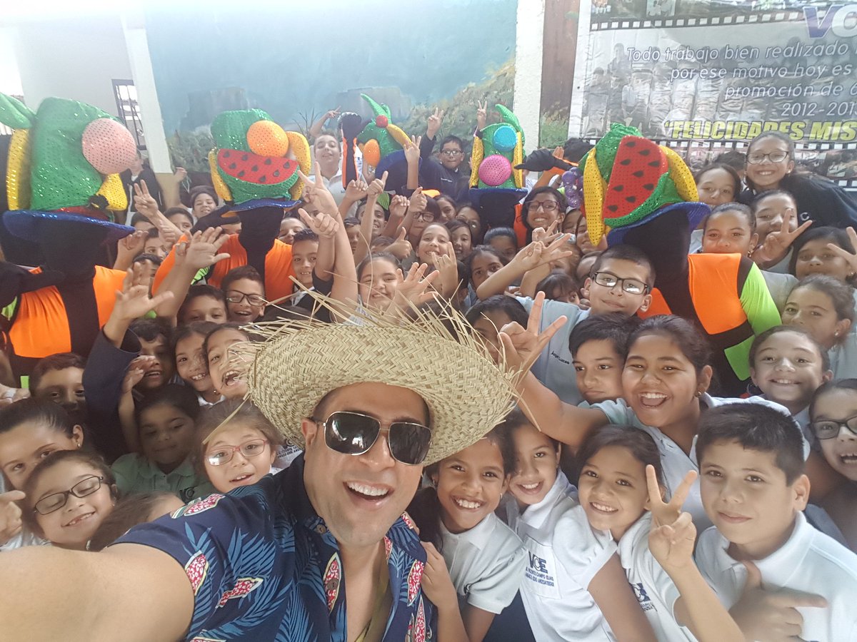 Producciones Teatro Bengala tweet media