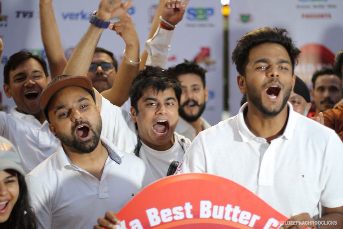 RjAnubhavchd's tweet photo. Glimpse of Red Fm's Maha Thappa, 2nd Category "best butter chicken" at Pal Dhaba sec - 28, Chd #mahathappa @RedFMIndia @redfmchandigarh Q1 https://t.co/bB5dYs7i34