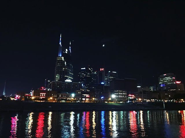 jerryfee's tweet photo. Enjoyed our beautiful city on this fun Father’s Day! #nashvillerocks #nashville https://t.co/nZHKNc8FEn https://t.co/RzN2hvCW2I