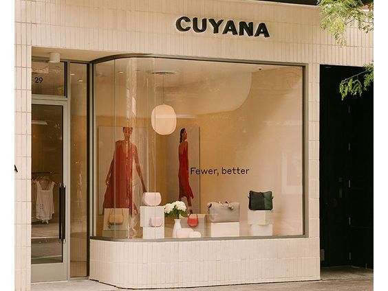 [JUST OPENED] online fashionretailer Cuyana (means > to love) predicts ‘fewer, better’ #SoHo Manhattan #NewYork #sharingworldofshops