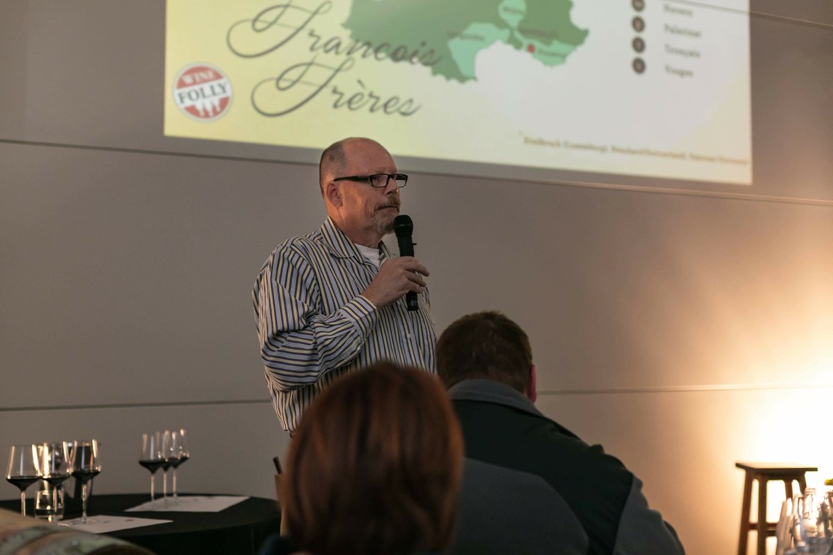 #Classicoakproducts ' own Dave Matthews was a guest of #hughhamiltonwines for their annual Single Barrel #Shiraz event held recently in #McLarenVale. The goal is to educate Hugh Hamilton's customers about the role and characteristics of #tonnelleriefrancoisfreres barrels.