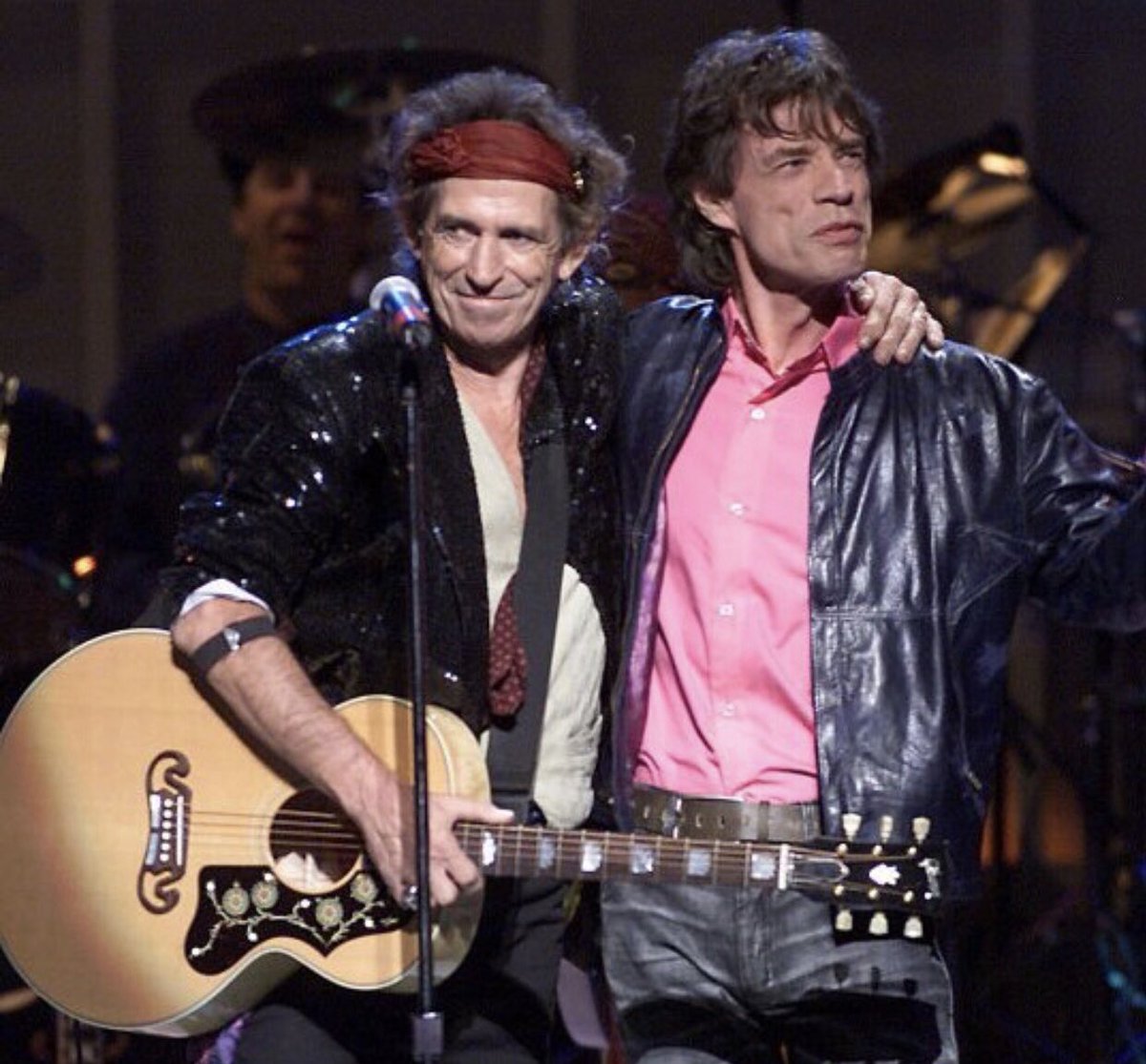 Jumping_Jack_'s tweet photo. START US UP #GUYSSSS 👅💪🏿have a great monday #ALL #STONES #LOVERS ❤️🎵🎥🎬#NEXT #STOP #TWICKENHAM @RollingStones 👅💪🏿💙👅💪🏿💙 https://t.co/PKMFgQGopq