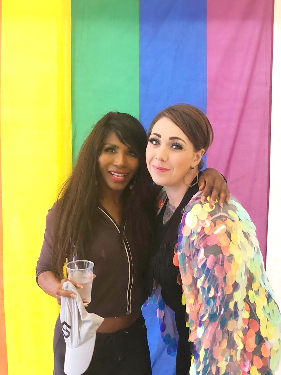 nataliecook1's tweet photo. @sinittaofficial lovey meeting you at @EssexPride 2018 https://t.co/iGsU8rJ5xZ
