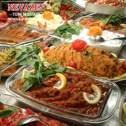Enfes menümüzden seçim yapmanız biraz zamanınızı alabilir. Öğlen yemeği için Nevazen Türk Mutfağına Bekliyoruz.

Bilgi, sipariş ve rezervasyon için hemen arayın. #nevazen
Tel: 0216 527 64 64 nevazen.com.tr
#suluyemek #kebap #iskender #döner #pide #lahmacun #tatlı