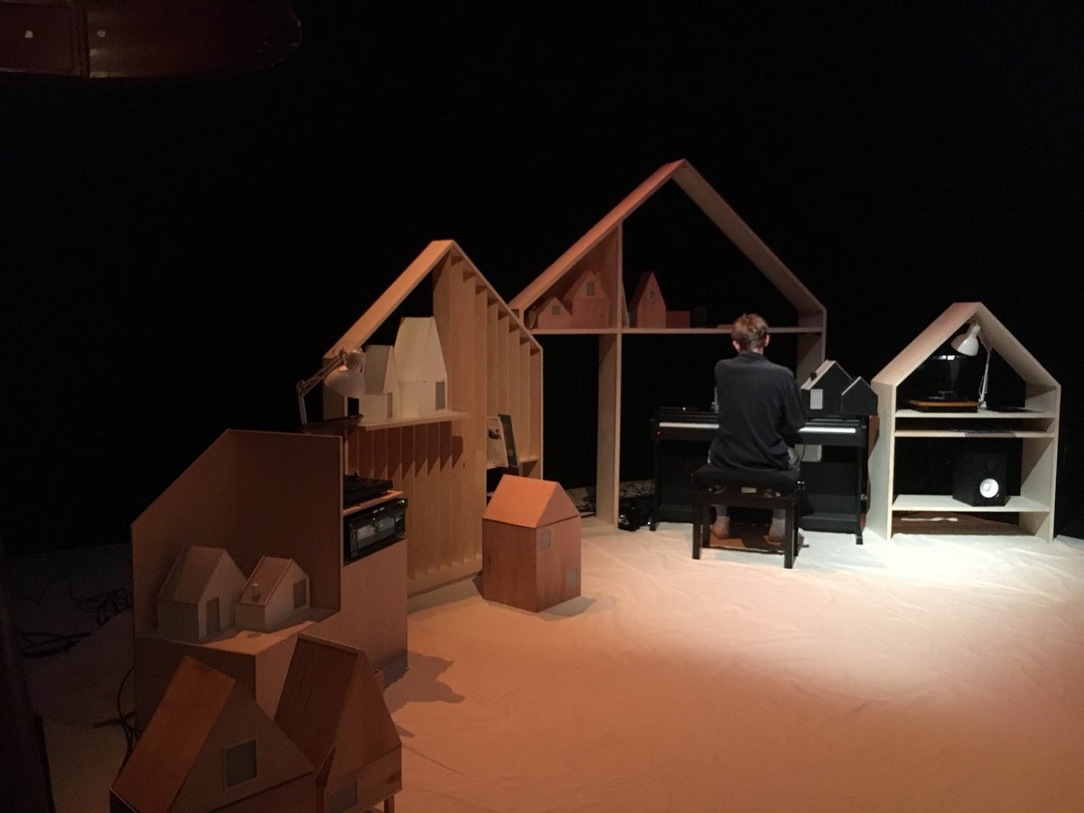 PenAHay's tweet photo. @tobythompson__ @theeggbath @schwithoutwalls @5x5x5create So @tobythompson__ ‘I Wish I Was A Mountain’ is the BEST play I have EVER seen! You are a GENIUS! PS I NEVER use capitals xx #IWIWAM @theeggbath @schwithoutwalls @5x5x5create https://t.co/QG2y4445RM