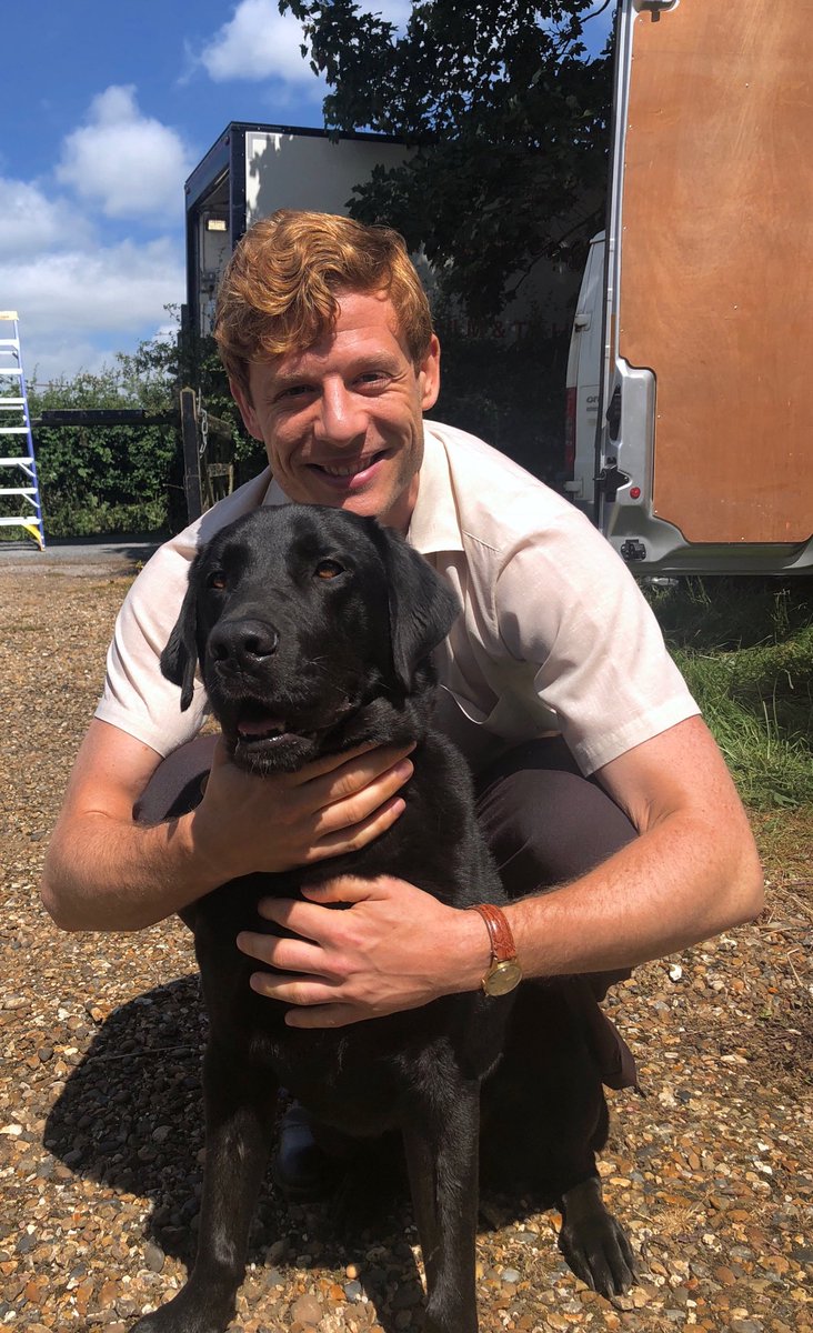 Emlyjkl's tweet photo. What the Dickens!? #Grantchester4 ⁦@KudosTV⁩ ⁦@GrantchesterUK⁩ ⁦@richardcookson⁩ ⁦@DaisyC_P⁩ ⁦@jginorton⁩ ⁦@DiederickSant⁩ https://t.co/nU8NEEeB89