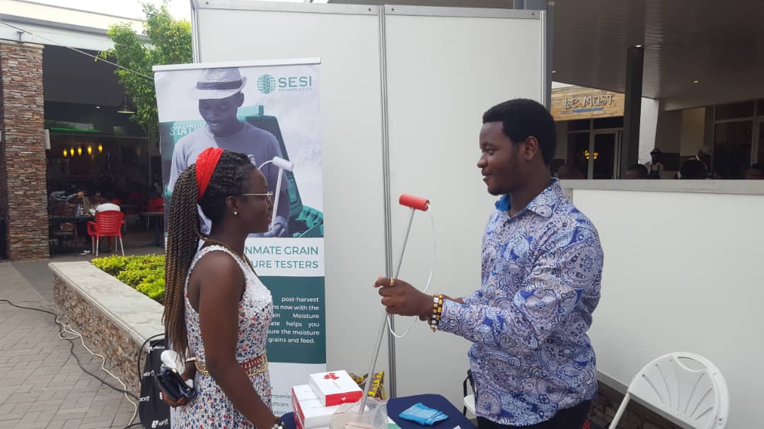 sesitechgh's tweet photo. Our intern from Columbia University, Bennet Brown demonstrating how GrainMate works to visitors at #Mobex2018. https://t.co/KsKmgt3eTD