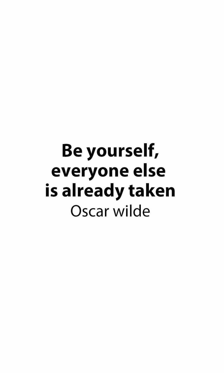 Be yourself, be unique #oscarwilde #monday #mondaymotivation #coomonaetc #514