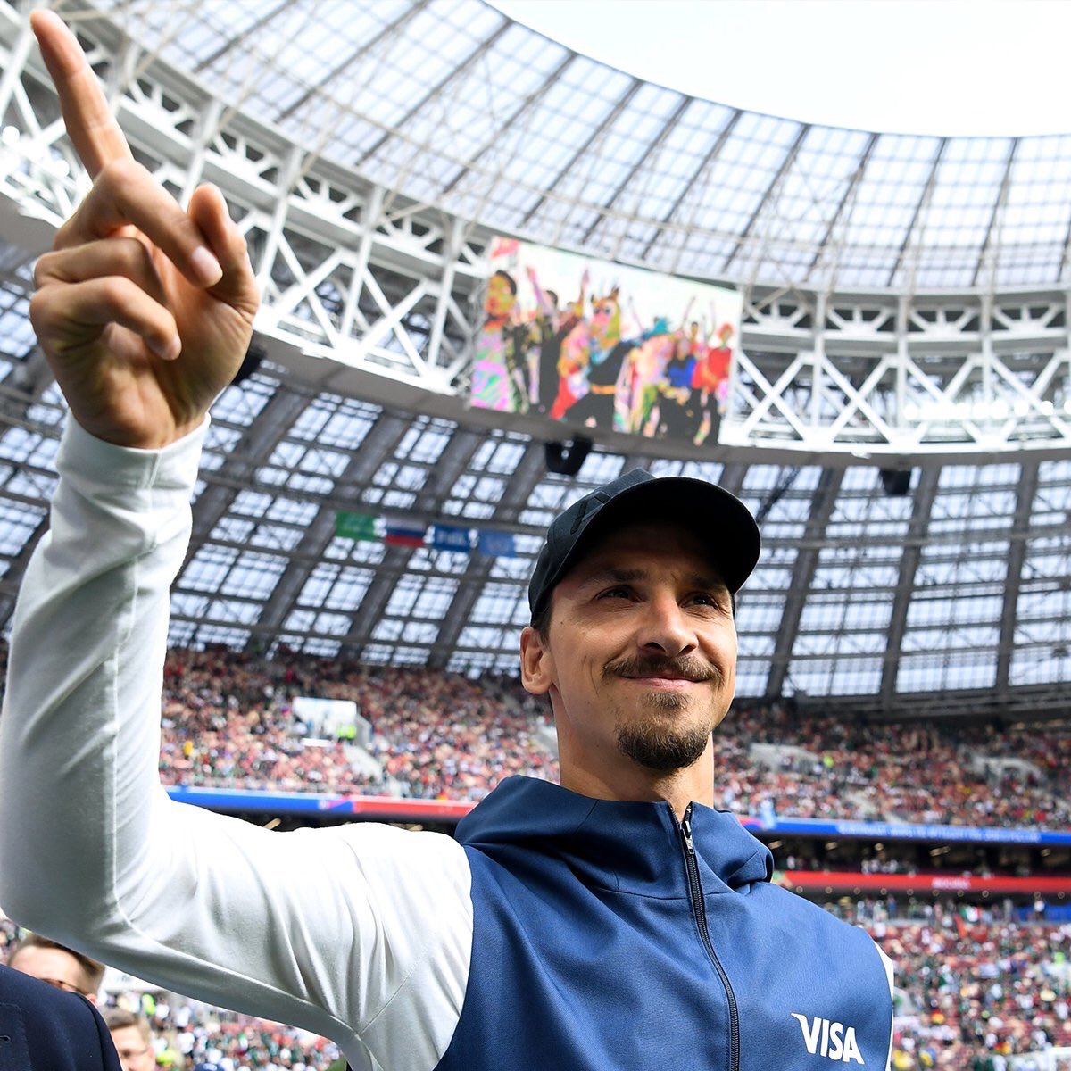 FootyWorIdies's tweet photo. When Zlatan is in Russia, Russians are the guests.

#worldcup⁠ ⁠ https://t.co/kDk9hZZ6wX