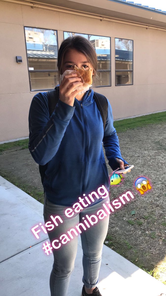 kanickie24's tweet photo. Happy Birthday Fisha! Me and Leila love you kiddo π #LeilapicksFishallthetime #Leilasfave #studenttrainer #sheslikemyotherkid #lovemyjob @__felicia05 https://t.co/qXgIj4KMXQ